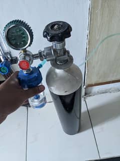 Oxygen Cylinder with complete Kit