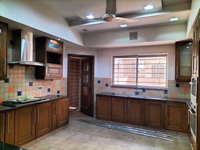 1 Kanal Most Good Out House Prime Hot For Sale Dha Phase4 7