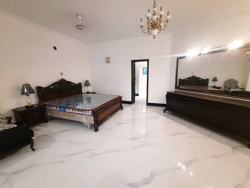 2 Kanal Fully New Furnished AC Facing Park Bungalow Like Brand New For Rent In DHA Phase 2-V 9