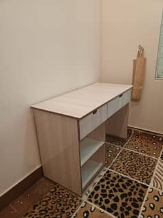 study table with 2 big drawers