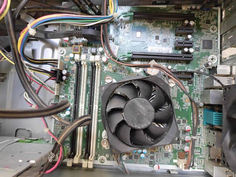 Gaming PC full setup available 0