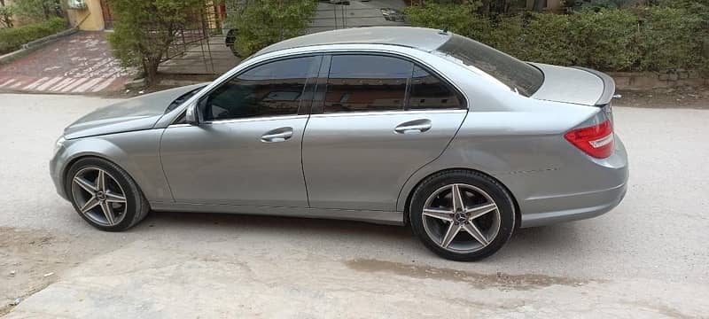 Mercedes-Benz C Class 2007 0