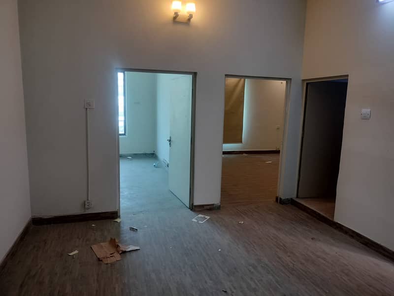 4 Marla 2nd Floor Office For Rent In DHA Phase 1 Block K, Lahore. 3