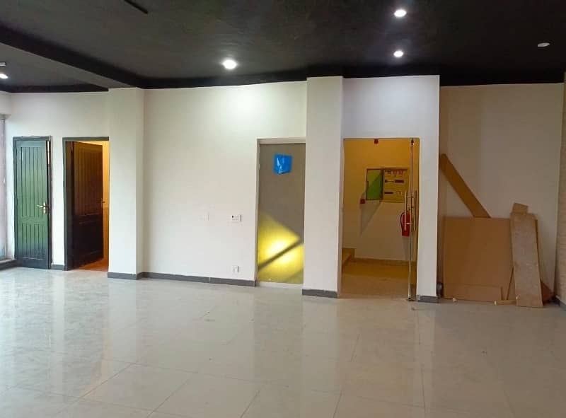 4 Marla 3rd Floor Office With Elevator For Rent In DHA Phase 5,Block CCA, Lahore. 0