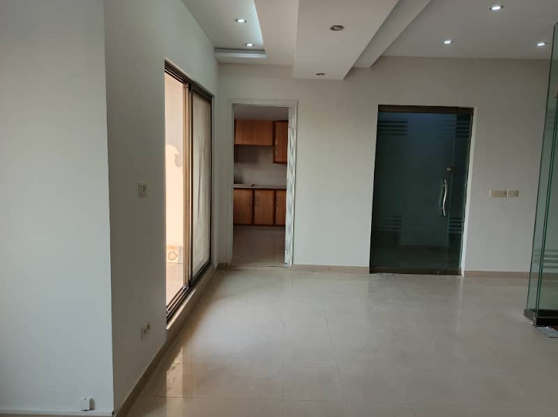 4 Marla 2nd Floor Office With Elevator For Rent In DHA Phase 6 Main Boulevard, Lahore. 8