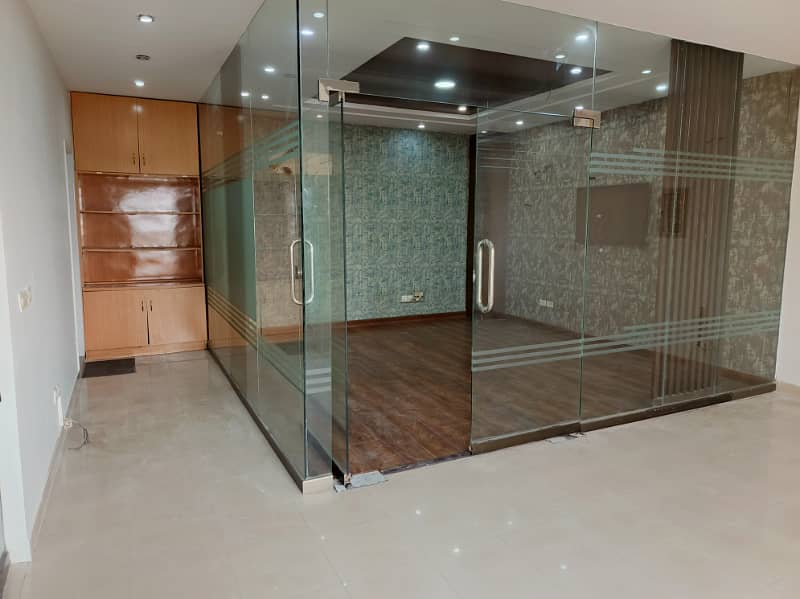 4 Marla 2nd Floor Office With Elevator For Rent In DHA Phase 6 Main Boulevard, Lahore. 17