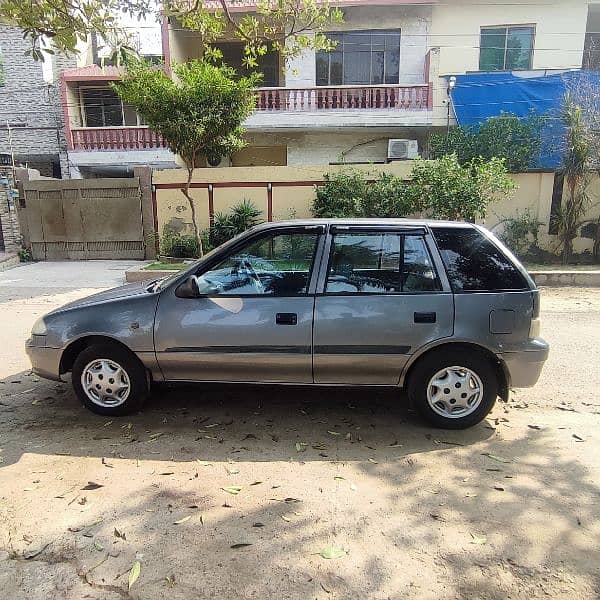 Suzuki Cultus VXR 2015/16 6