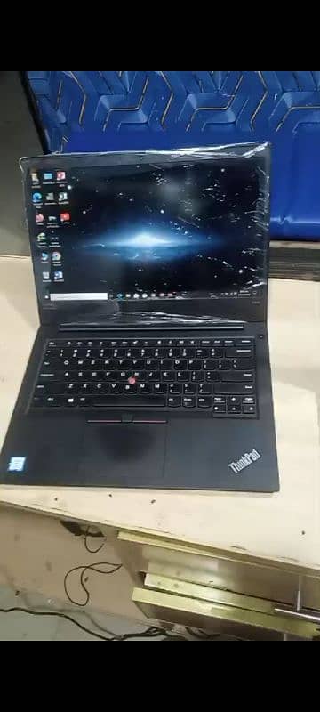 Lenovo Thinkpad T490 0