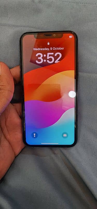 iPhone 11pro 64gb read ad frst price final 3