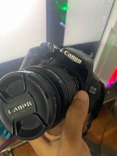 CANON EOS 700D with 18-55mm lens