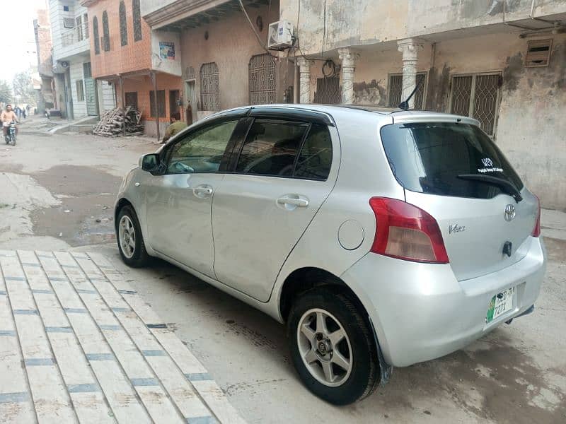 Toyota Vitz 2006 3