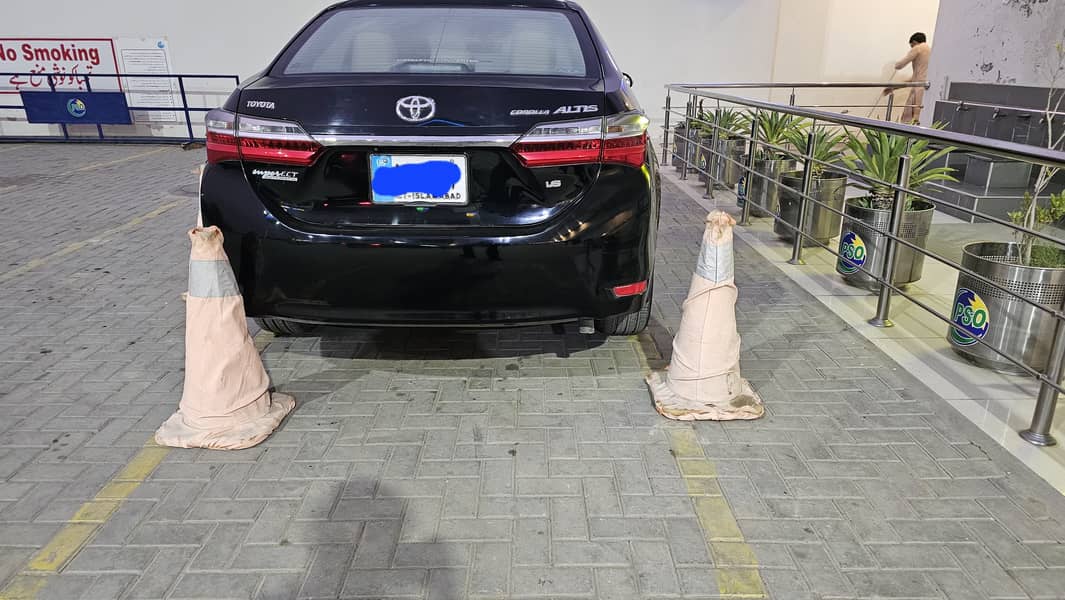 Toyota Corolla Altis Automatic 1.6 2018 1