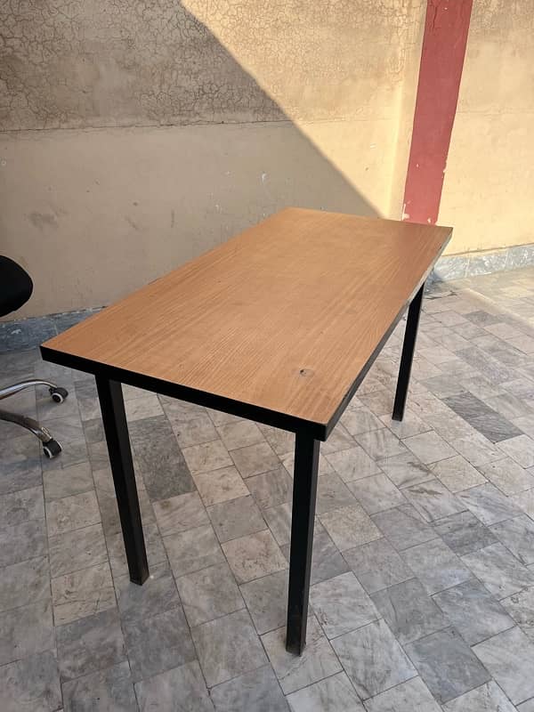 study table and chair 1