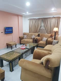 Par Day short time One BeD Room apartment Available for rent in Bahria town phase 4 and 6 empire Heights 2 Family apartment