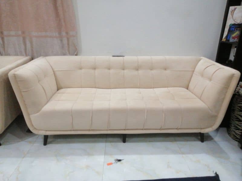 7 seater sofa just like new 2