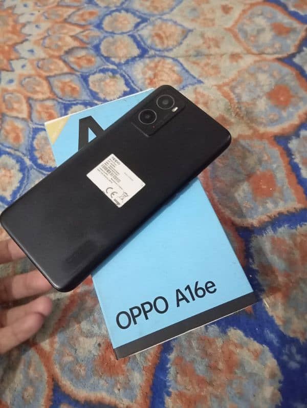 Oppo A76 1