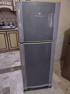 dawlance refrigerator