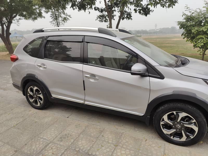 For Sale Honda BR-V 2020  i-VTEC S 3