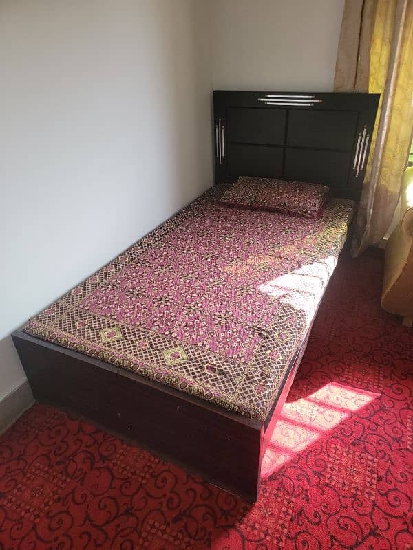 single bed 0