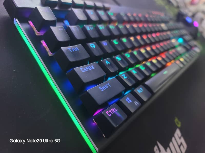 Gaming Mechanical Keyboard (Redragon K580 VATA Blue Switches ARGB) 3