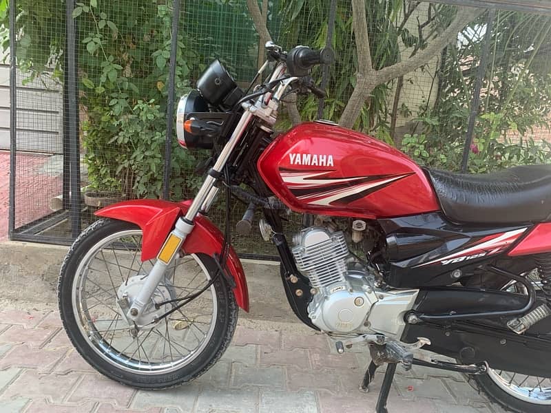 Yamaha YBZ 125 6