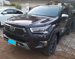 Toyota Hilux REVO V New Shape