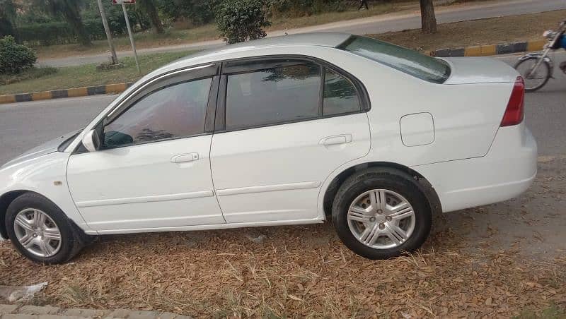 Honda Civic EXi 2003 4