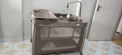 Baby playpen / Crib