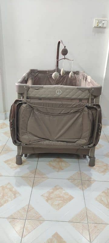 Baby playpen / Crib 3