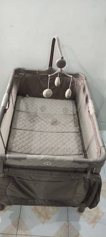 Baby playpen / Crib 4