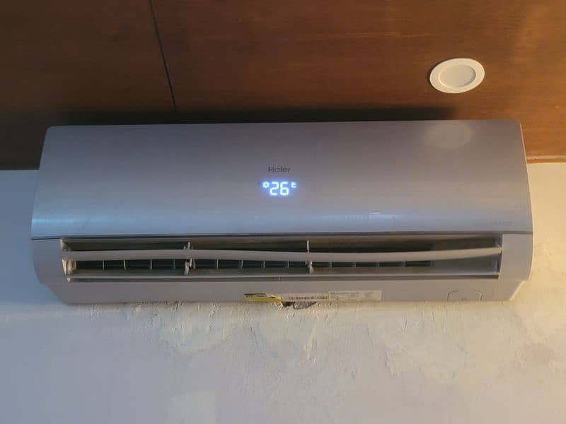 Haier 1.5 Ton AC invertor 1