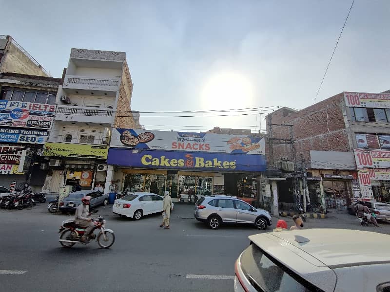 10 MARLA Roof Top On Main Allama Iqbal Road Garhi Shahu For Rent 28