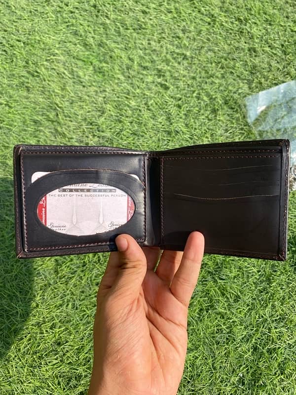 genuine cow leather wallet box pack best quaility contact 03307047981 2