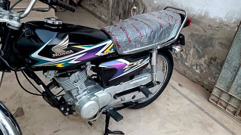 honda CG 125 MULTAN num 1