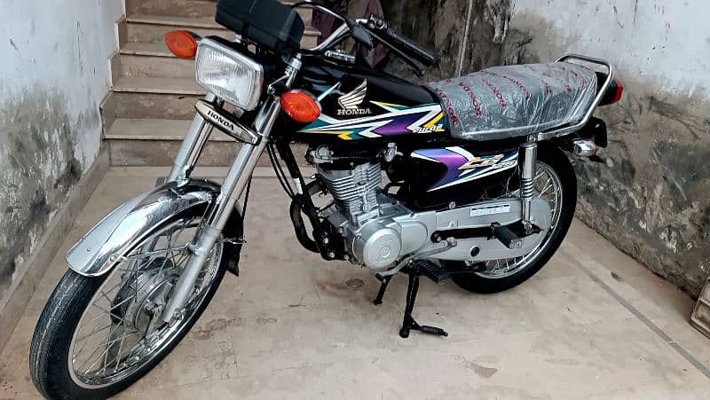 honda CG 125 MULTAN num 3