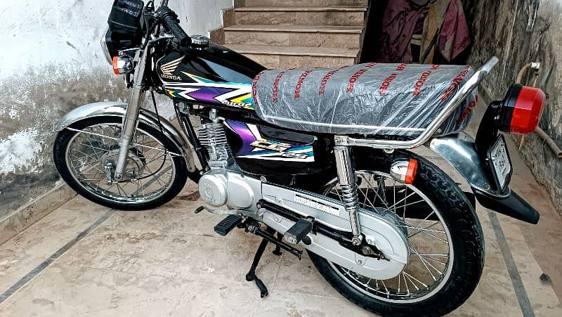 honda CG 125 MULTAN num 8