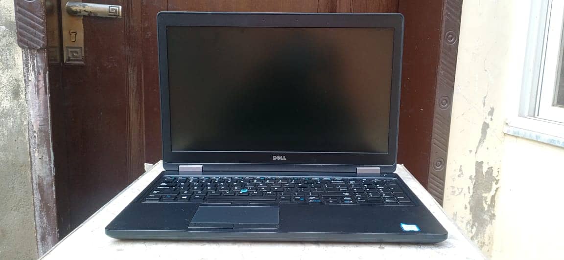 Dell Latitude 5580 core i5 Gen 7 at good price 3