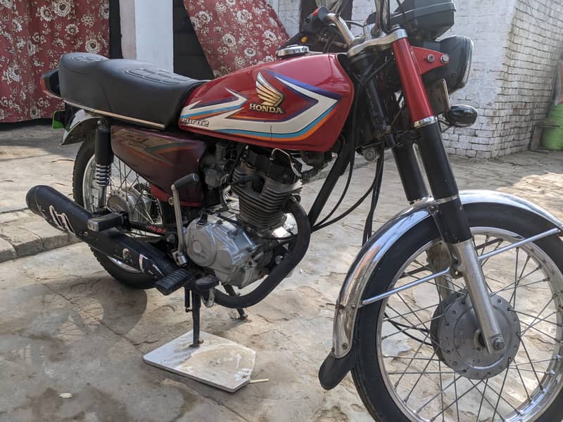 aoa honda 2016 model gud condition 4