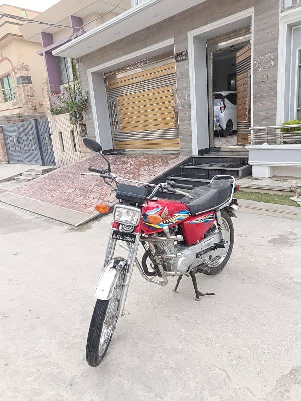 Honda CG 125 For Sale In Excellent Condition 8