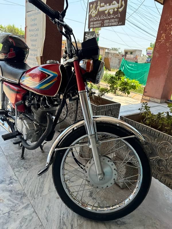 Honda CG 125 2022 Red 1