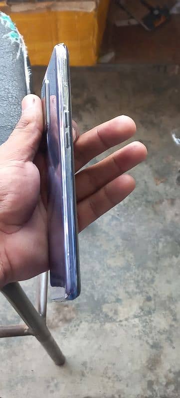 oppo f19 Display finger 6+4/128 condition 10/8 with charger 1