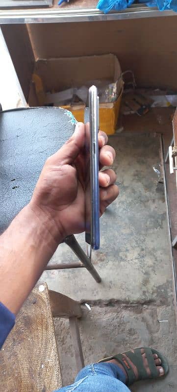 oppo f19 Display finger 6+4/128 condition 10/8 with charger 2