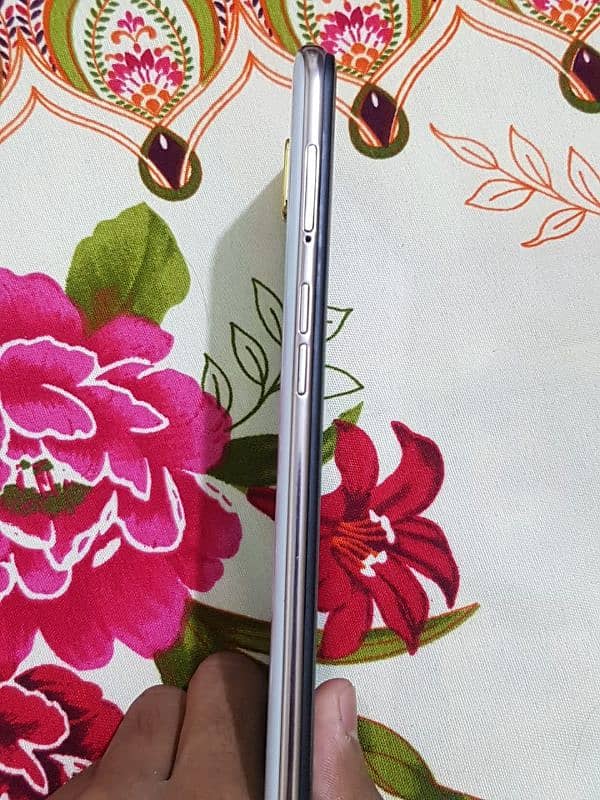 Oppo F11 2