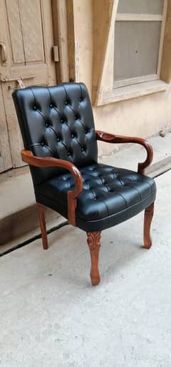 Wooden Chairs|Office Chairs|Visitor Chairs