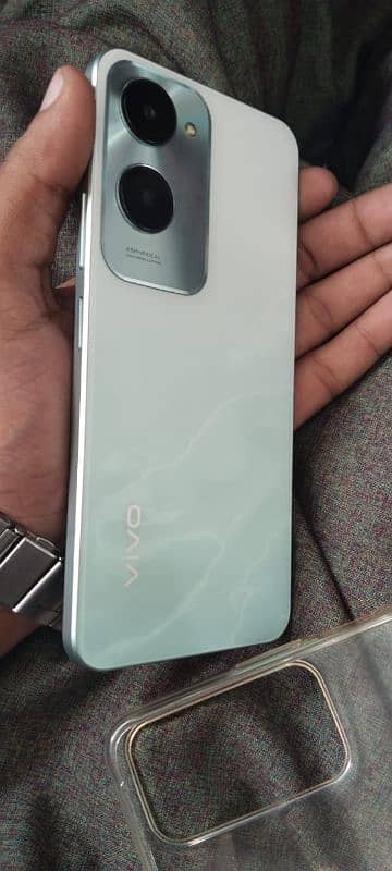 Vivo Y18 1