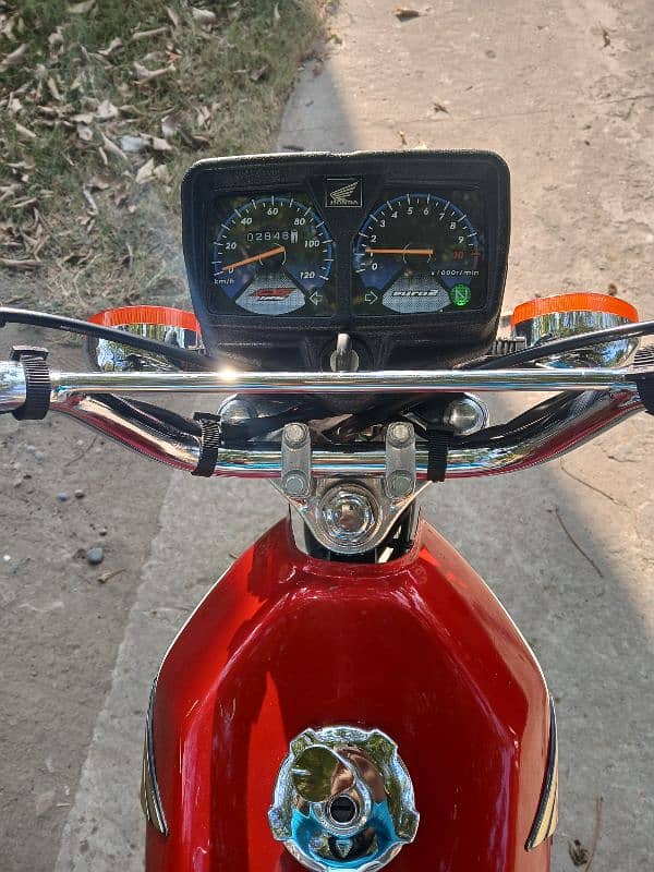 honda 125 islamabad nbr total geniune two ditig no 0