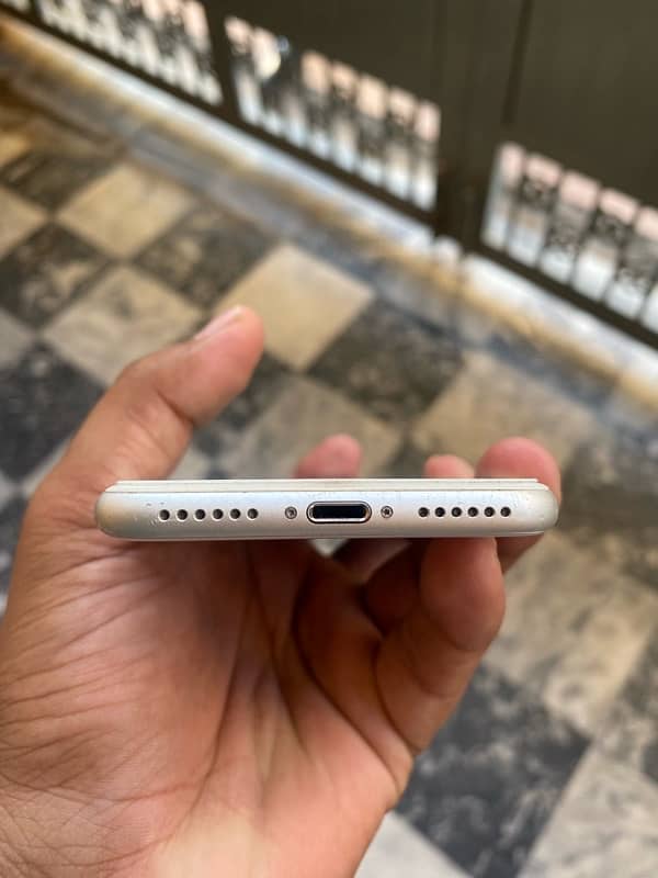 Iphone 8 PTA approved 1