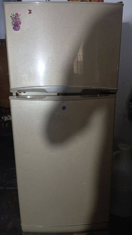 Refrigerator 0