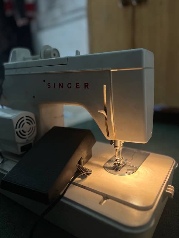 singer stitching machine 6