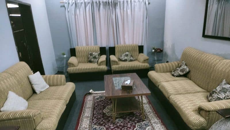 7 seater Golden Sofa set 0